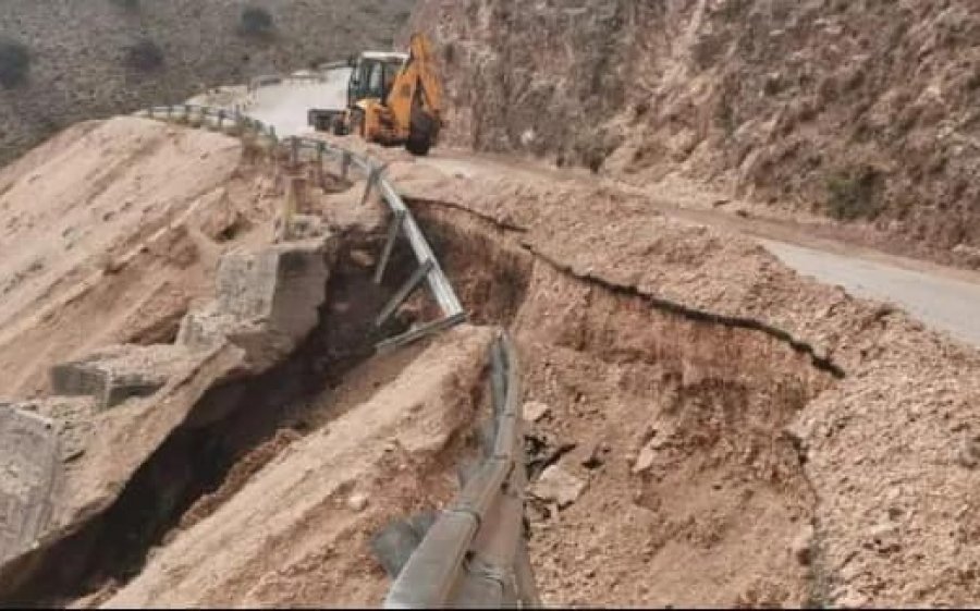 Προσοχή στον δρόμο, Μακρυωτικων-Φάλαρης. Προβλήματα λόγω κατολισθήσεων