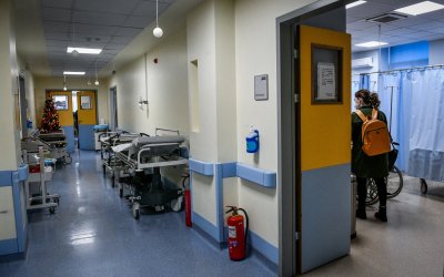 ΟΟΣΑ: Το ελληνικό κράτος ξοδεύει λιγότερα στην υγεία και οι πολίτες περισσότερα από ποτέ