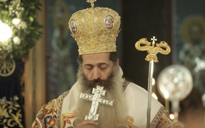 Μητροπολίτης Φθιώτιδας: Παραχωρεί πνευματικά κέντρα και εκκλησίες για να γίνουν εμβολιασμοί