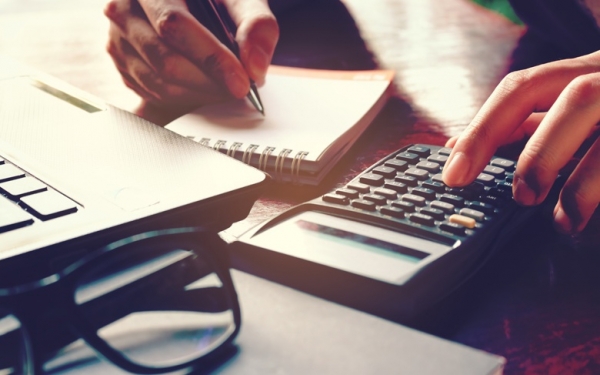 Πώς θα ξοφλήσετε το φόρο εισοδήματος σε 12 μηνιαίες δόσεις