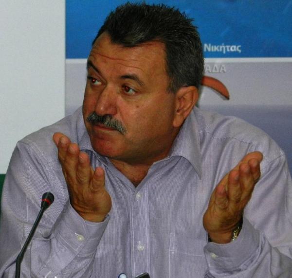 Θ. Γαλιατσάτος: "Να καταργηθεί η Αποκεντρωμένη Διοίκηση! Κάθε «αγγελάκας» στον πάγκο του!"