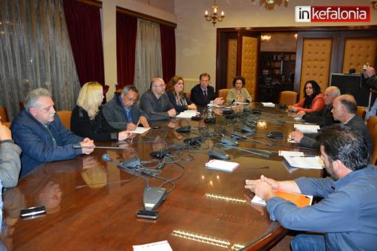 Επί τάπητος τα προβλήματα εν όψει τουριστικής περιόδου