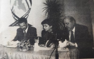 Όταν ο Νίκος Φραντζής μιλούσε το 1997 σε εκδήλωση της Κεφαλληνιακής Αδελφότητας Πειραιά για την ιστορία της Λειβαθούς