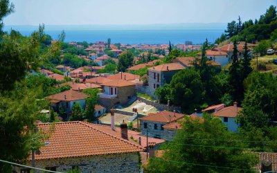 Hλίας Μπεριάτος: Το νέο διάταγμα για τους οικισμούς και ο παραλογισμός της κυβερνητικής πολιτικής