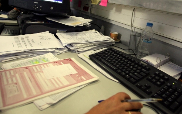 ΑΔΕΔΥ: Διεκδικούμε επαναφορά του 13ου – 14ου μισθού, αναδρομικά, αυξήσεις