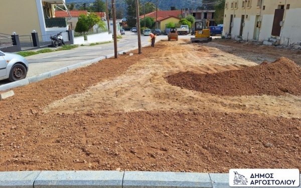 Προχωρούν οι εργασίες ανάπλασης στις Λαϊκές Κατοικίες