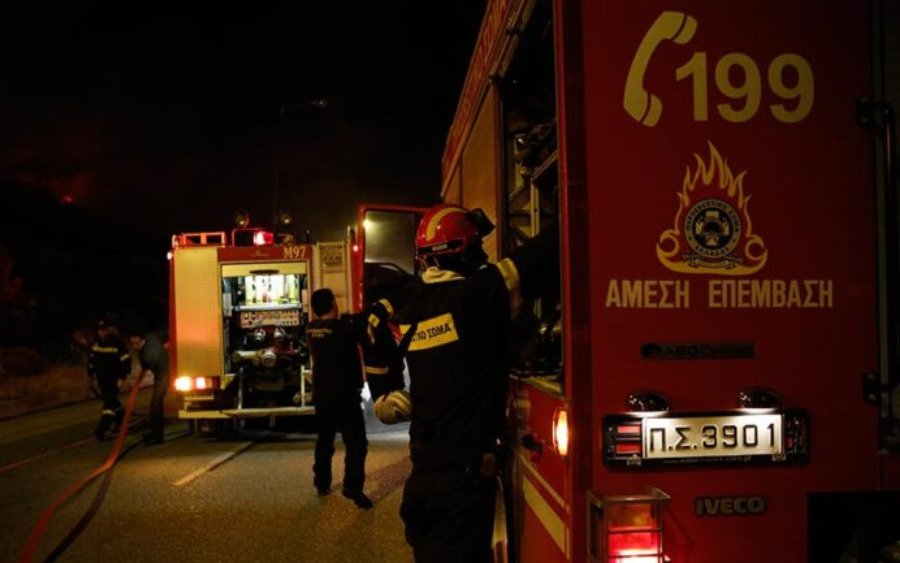Φωτιά σε σπίτι στο Ληξούρι – Μεγάλη κινητοποίηση της Πυροσβεστικής