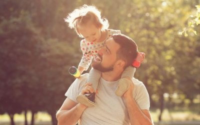 Άδεια… τοκετού 14 ημερών και στους πατέρες- Τι προβλέπει νέο νομοσχέδιο