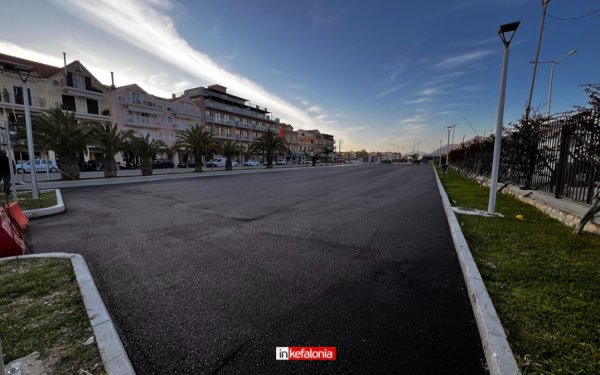Σχεδόν έτοιμη η ασφαλτόστρωση του πάρκινγκ της παραλιακής