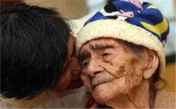 Σε ηλικία... 127 ετών απεβίωσε γυναίκα που γνώρισε τον Πάντσο Βίλα!