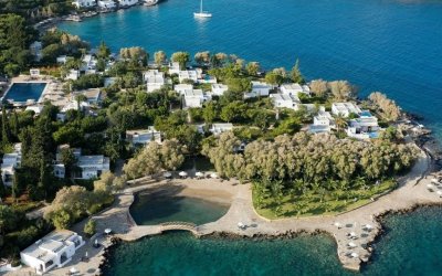 Αναστέλλονται οι κατεδαφίσεις στον αιγιαλό μέχρι 31 Οκτωβρίου