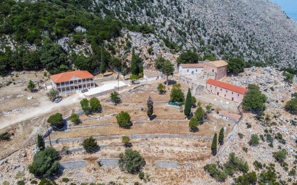 Απόψε: Αγρυπνία προς τιμήν του Οσίου Ιωάννου του Ρώσου στην Άτρο