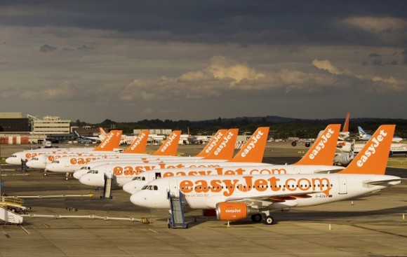 Πρόταση της easyjet να επιμηκύνει την Ελληνική τουριστική σαιζόν