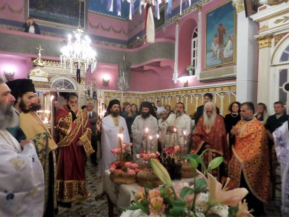 Ο εορτασμός των Αγίων Κωνσταντίνου &amp; Ελένης στον Καραβάδο (εικόνες)