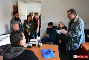 Παράσταση διαμαρτυρίας στην Διέυθυνση Δευτεροβάθμιας απο την ΕΛΜΕΚΙ (video)