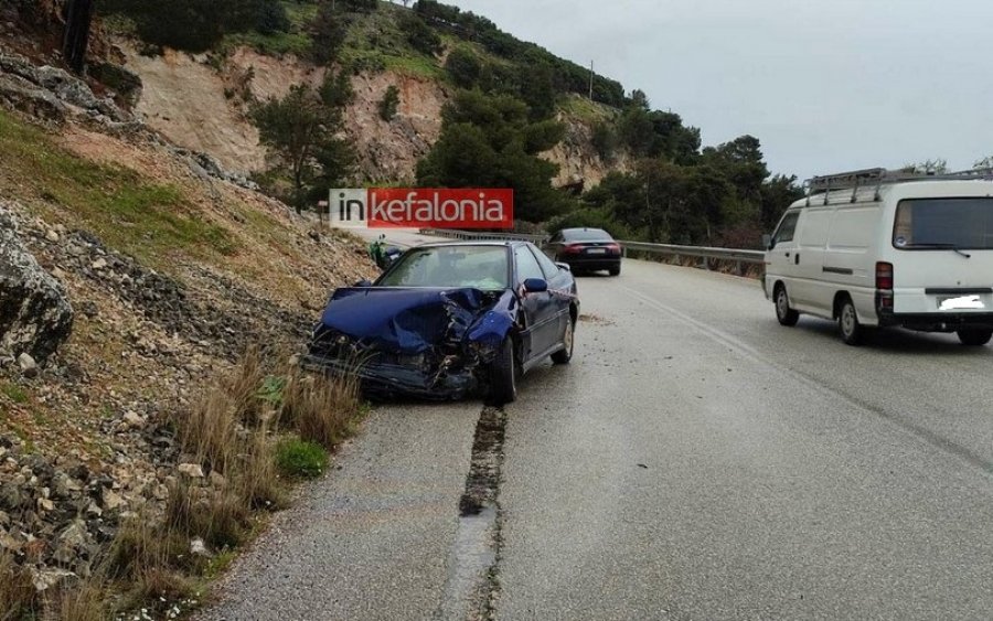 Τροχαίο ατύχημα στον δρόμο Αργοστόλι – Ληξούρι (εικόνες)