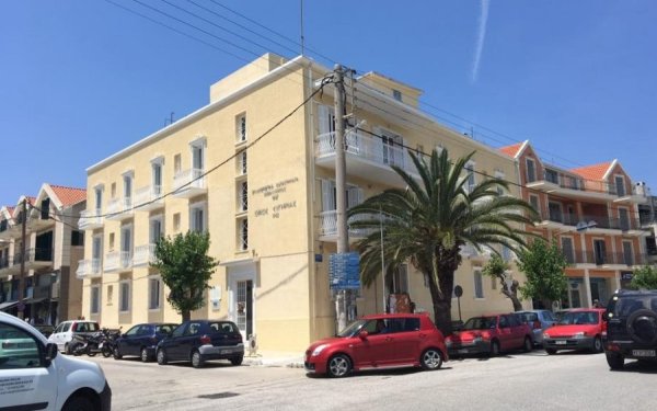 Προκήρυξη 3 θέσεων εργασίας για τον Οίκο Ευγηρίας