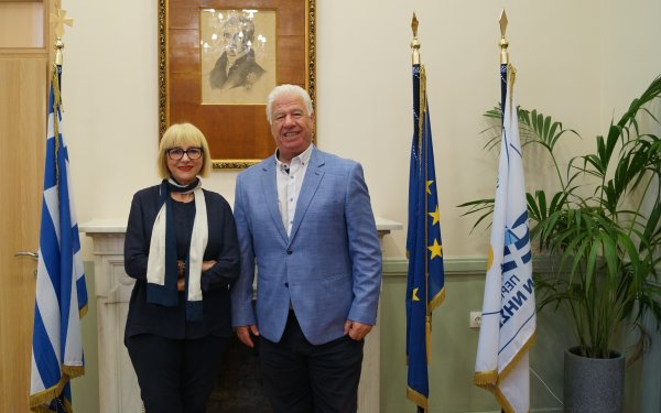 Επιμήκυνση τουριστικής περιόδου και ανάπτυξη γαστρονομικού τουρισμού, στο επίκεντρο της συνάντησης του Περιφερειάρχη με τη διεθνούς φήμης σεφ, Μαρία Λόη