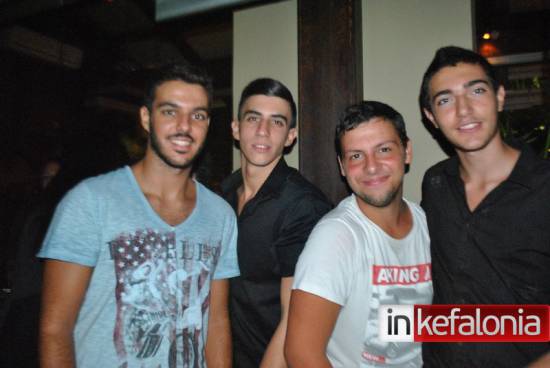 Βράδυ Σαββάτου στο Le Sapin Noir