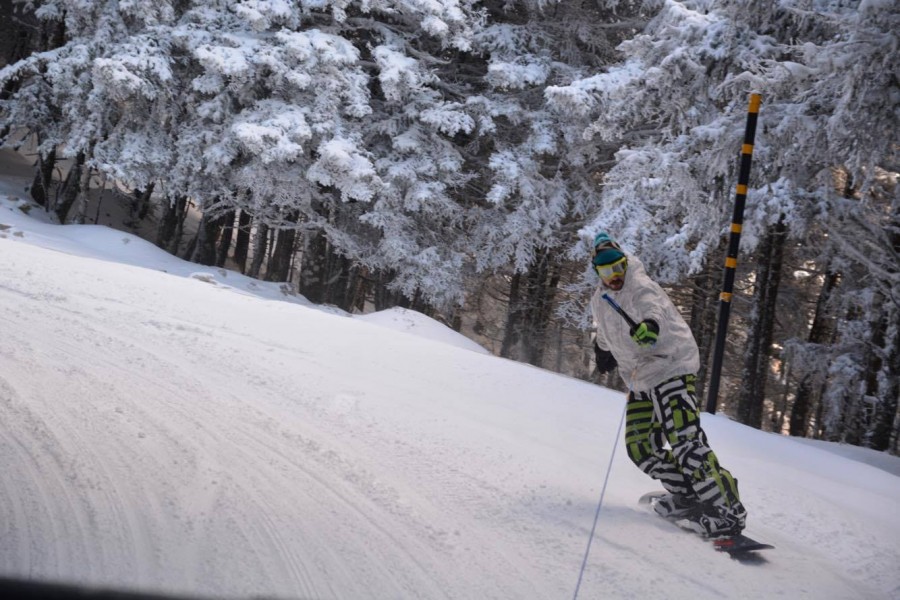 Snowboard στον Αίνο (video)