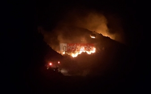 Αναζωπυρώσεις στην πυρκαγιά στην Κοντογενάδα Παλικής (εικόνες - ανανεωμένο)