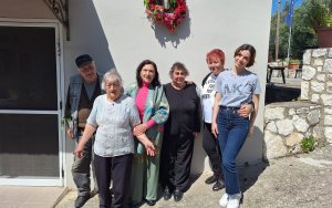 Εορτασμός Πρωτομαγιάς &amp; γενέθλια ωφελούμενης στο Κ.Η.Φ.Η. Κεφαλονιάς
