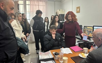 Επίσκεψη του Αντιπεριφερειάρχη στο ΓΕ.Λ. Πάστρας με επίκεντρο την οδική ασφάλεια και τα ευρωπαϊκά έργα