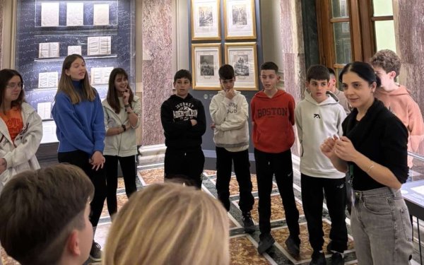 Ξενάγηση στη Βουλή για τους μαθητές του 2ου Δημοτικού Αργοστολίου & Κεραμειών