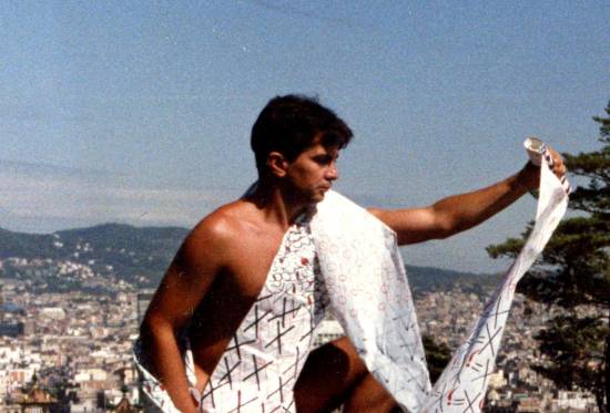 Κώστας Ευαγγελάτος: Στα Μονοπάτια του Αιώνα της Δημιουργίας / Συνέντευξη στον Μάριο Καζά