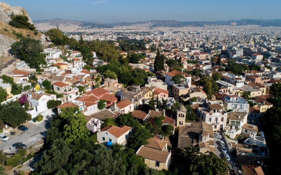 Εξοικονομώ κατ&#039; οίκον: Επιδότηση έως και του 70% της ανακαίνισης σπιτιού - Οι προϋποθέσεις και οι εργασίες που καλύπτονται