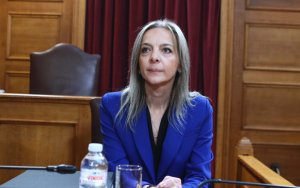 Η Καλλιόπη Σεμερτζίδου στον ΟΠΕΚΕΠΕ: «Δεν έχω Ferrari και Porsche, μόνο ένα μηχανάκι»