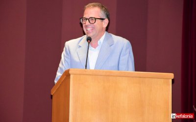 Ηλίας Τουμασάτος προς διακριθέντες Πανελληνίων : ''Μην αρκεστείτε στο «τόσο, όσο»...''