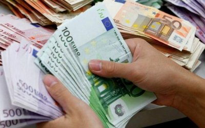 Σταϊκούρας: Επιδότηση δόσεων και για επιχειρηματικά δάνεια