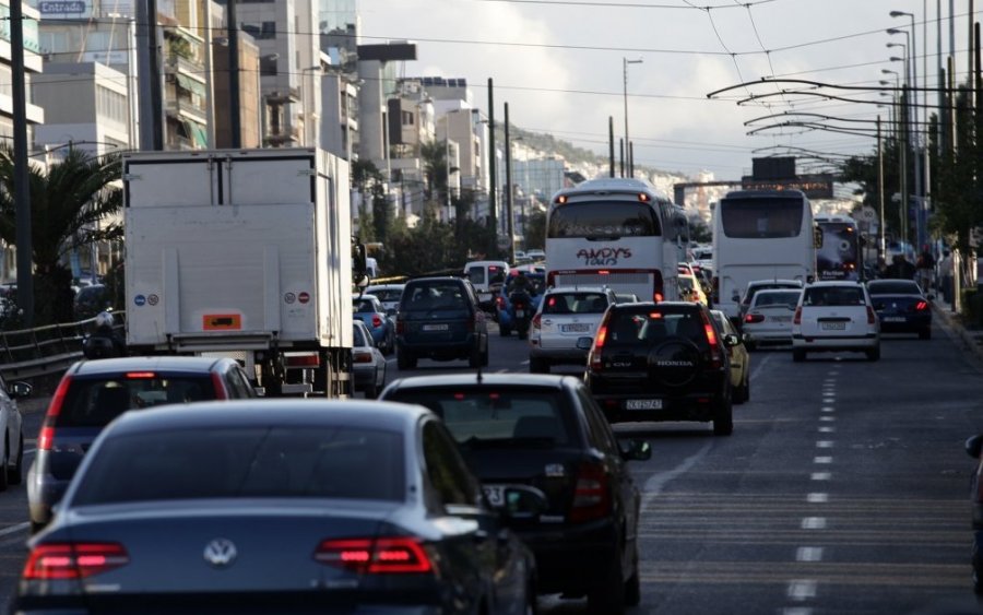 Τέλη κυκλοφορίας 2021: Έρχονται τα «ραβασάκια» – Πόσα θα πληρώσουμε φέτος