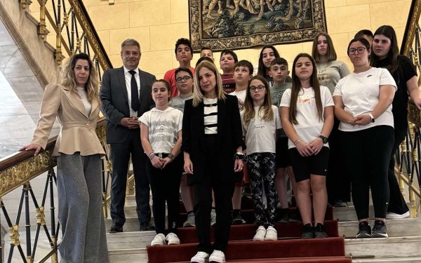 Π. Καππάτος: Υποδοχή στη Βουλή των Ελλήνων του 1ου Δημοτικού Σχολείου Ληξουρίου