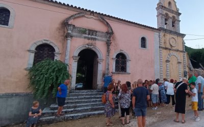 Χτύπησαν και πάλι οι καμπάνες στον ιστορικό Ι.Ν. Αγίου Σπυρίδωνα Πουλάτων