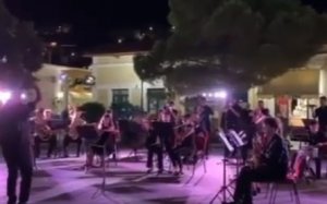 Δ. Στανίτσας: &quot;Μεγάλο μπράβο σε όλους&quot; - Η συναυλία της Φιλαρμονικής και Μουσικής Σχολής Ιθάκης για την Παγκόσμια Ημέρα Μουσικής (video)