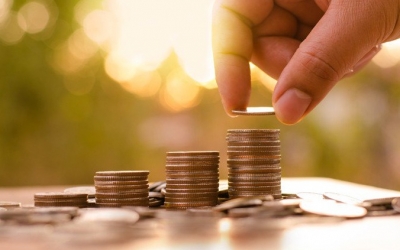 Κοινωνικό μέρισμα έως και 1,5 δισ. ευρώ τα Χριστούγεννα