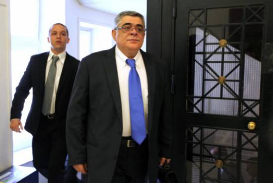 Μιχαλολιάκος: «Σταματήστε την παραμύθα, δεν πλάκωσε κανέναν το άρμα στο Πολυτεχνείο» (VIDEO)