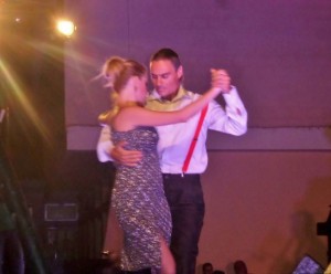 Λαοθάλασσα στη συναυλία του Παναγή Μπαρμπάτη, με τίτλο "Tango el Greco"