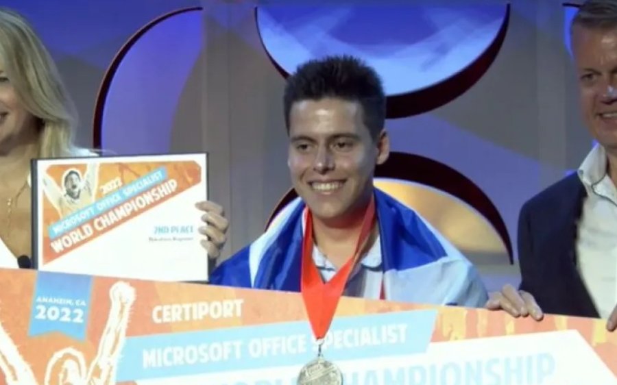 Μαθητής από την Κρήτη βγήκε δεύτερος σε διαγωνισμό της Microsoft