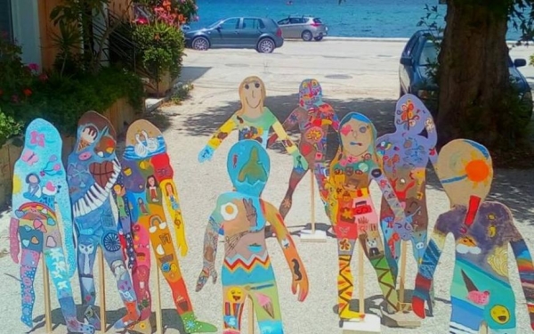 Απόψε: Εργαστήρι Τέχνης "Αποτυπώματα": People Parade στην Κεντρική πλατεία Αργοστολίου