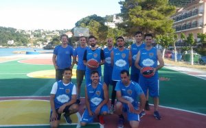 Έτοιμη η ομάδα μπάσκετ του Πόρου! (εικόνες)