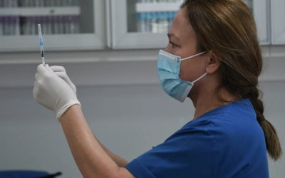 Ισραήλ: Ξεκίνησε η τέταρτη δόση εμβολίου για τους άνω των 60 ετών