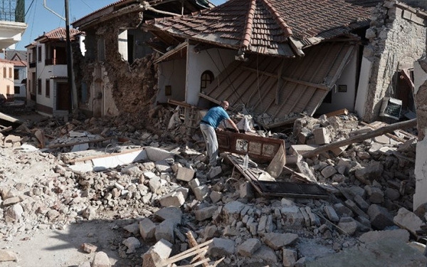 Βαγγέλης Βαλλιάνος: Μερικές σκέψεις με αφορμή τον πρόσφατο καταστροφικό σεισμό τη Λέσβο