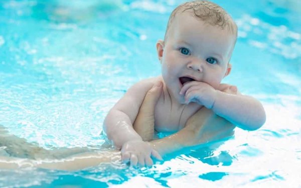 Ξεκίνησαν τα νέα προγράμματα εκμάθησης κολύμβησης του Ν.Ο.Κ.Ι