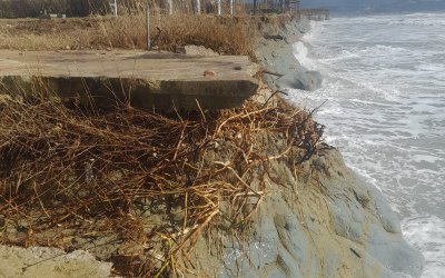 Δ. Αραβαντινός: Δραματική διάβρωση στην ακτογραμμή Μέγα Λάκκος – Ξί: Ερωτήματα για την απουσία παρεμβάσεων