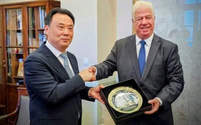 Συνάντηση του Περιφερειάρχη Ιονίων Νήσων, Γιάννη Τρεπεκλή, με αντιπροσωπεία της κινεζικής πόλης Ταϊάν