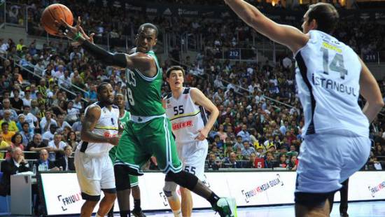 Η Φενέρμπαχτσε νίκησε τους Μπόστον Σέλτικς!