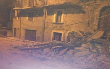 Τι λένε οι Έλληνες σεισμολόγοι για τον καταστροφικό σεισμό της Ιταλίας - Εκτίμηση: &quot;Δεν επηρεάζεται η Ελλάδα&quot;